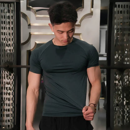Vest Up Men's American Raglan Muscle Fit Training Tee - Quick-Dry