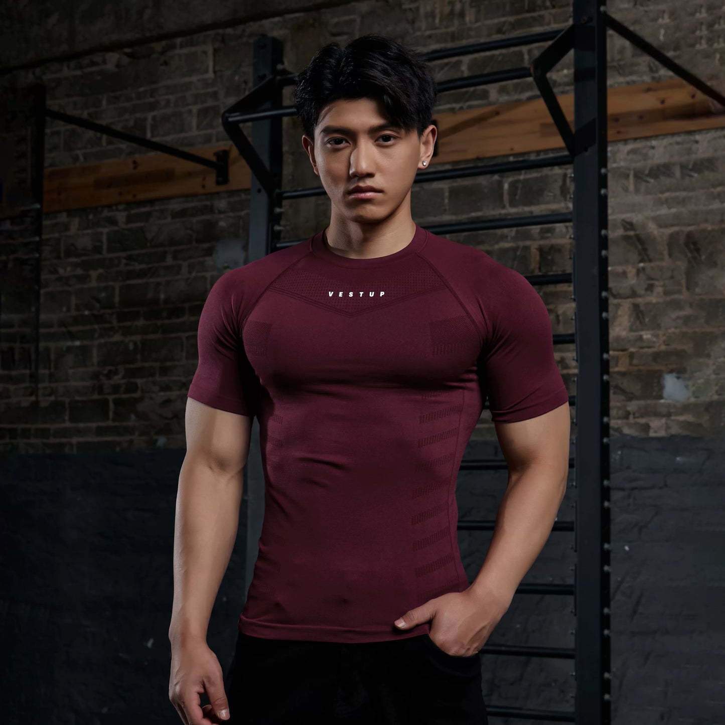 Vest Up Men's Slim Fit Seamless Gym T-Shirt – Stretch Compression