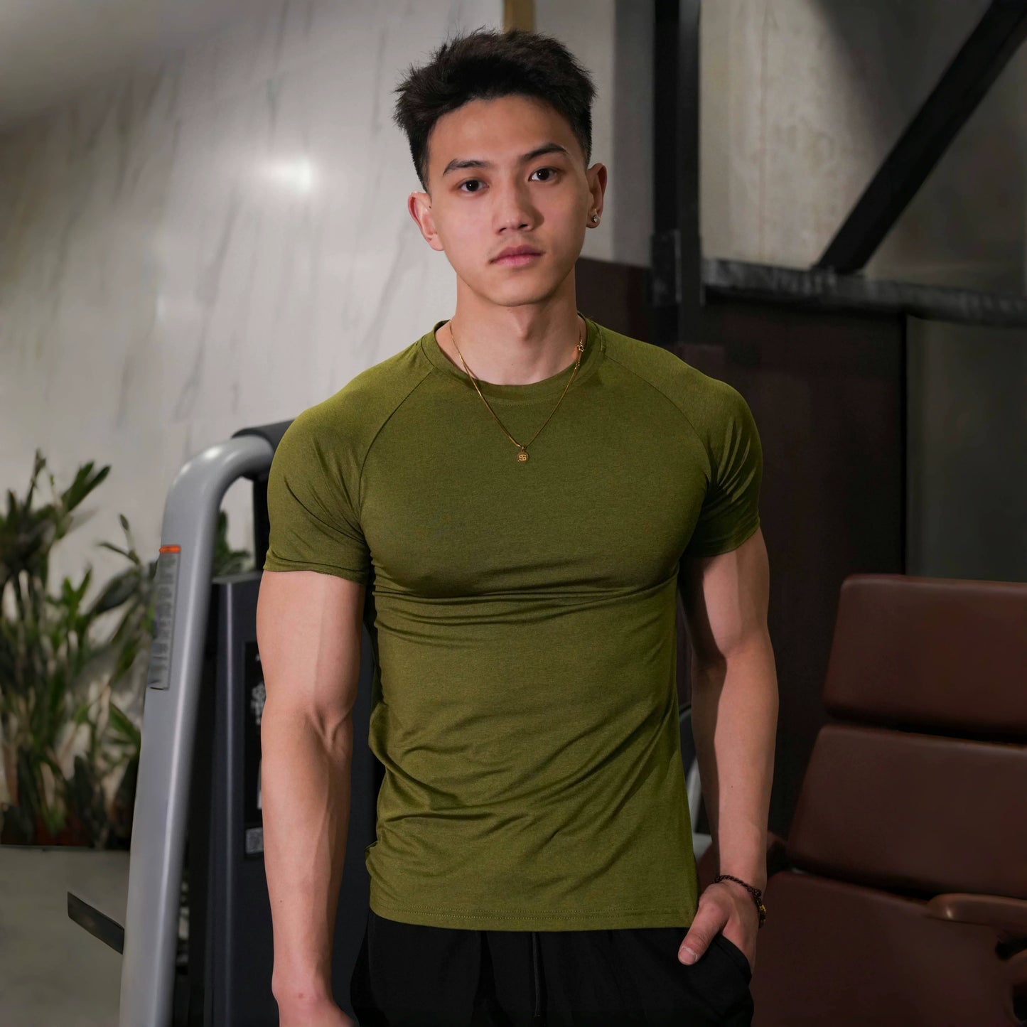 Vest Up Men's American Raglan Muscle Fit Training Tee - Quick-Dry
